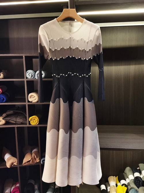 Viral Women's Pleated Dress